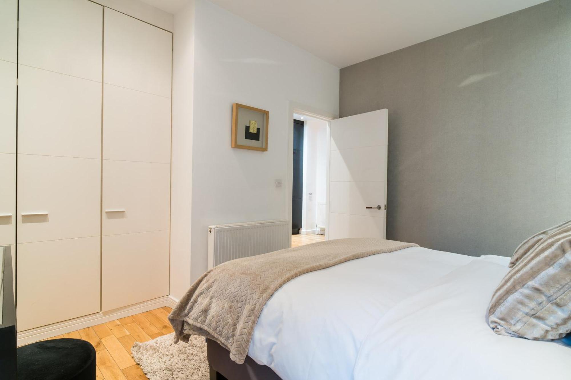 Oakfield Premier Apartments - Fast Wifi - 5 Mins City Centre Cardiff Habitación foto