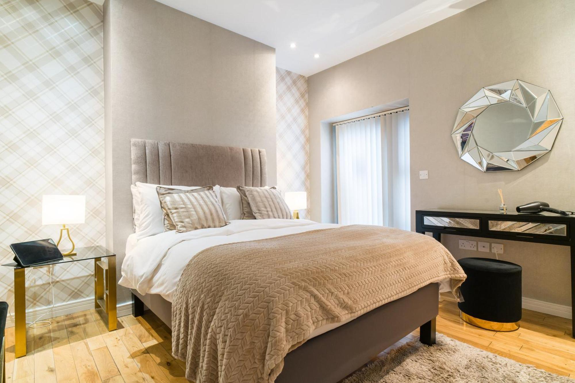 Oakfield Premier Apartments - Fast Wifi - 5 Mins City Centre Cardiff Habitación foto