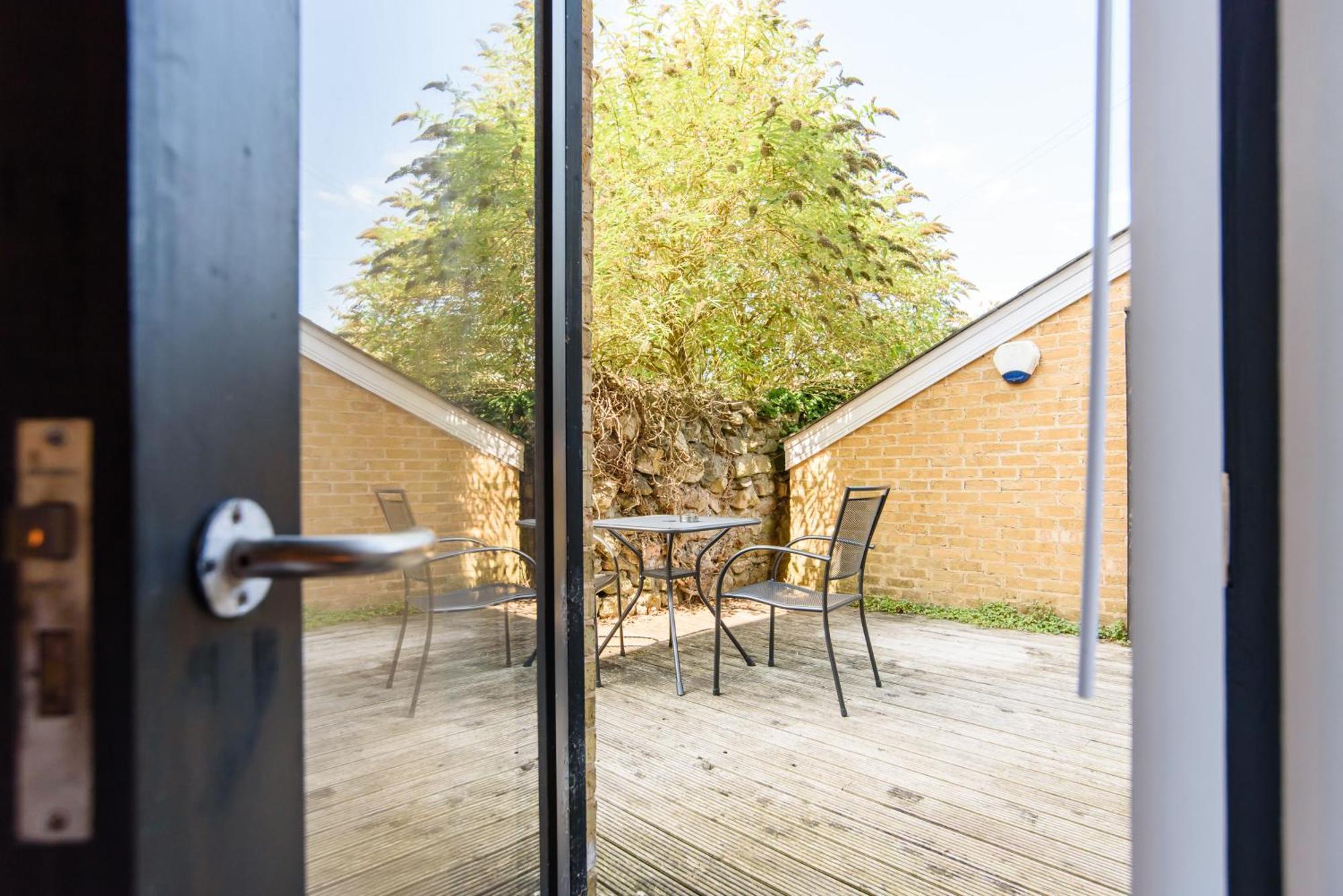Oakfield Premier Apartments - Fast Wifi - 5 Mins City Centre Cardiff Habitación foto